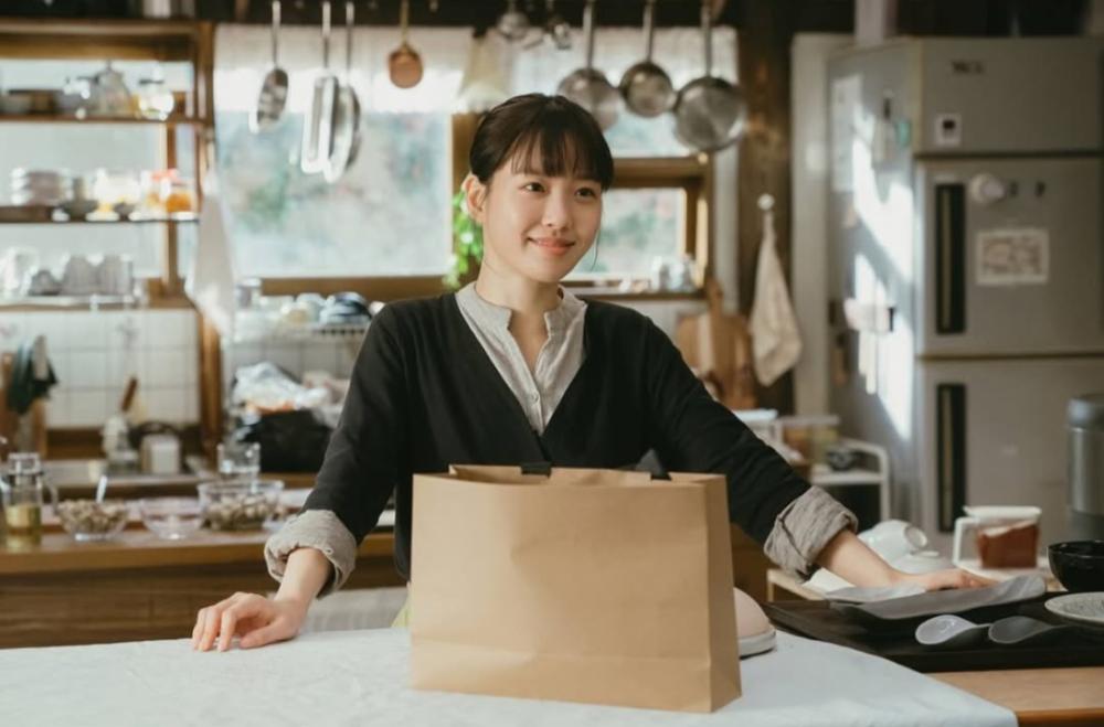 Go Min Si di KDrama Tastefully Yours (instagram.com/daniel_dancine)