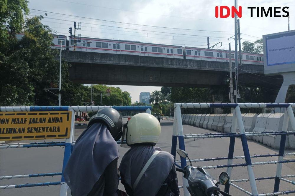Demo Ojol, Jalan Medan Merdeka Selatan Ditutup