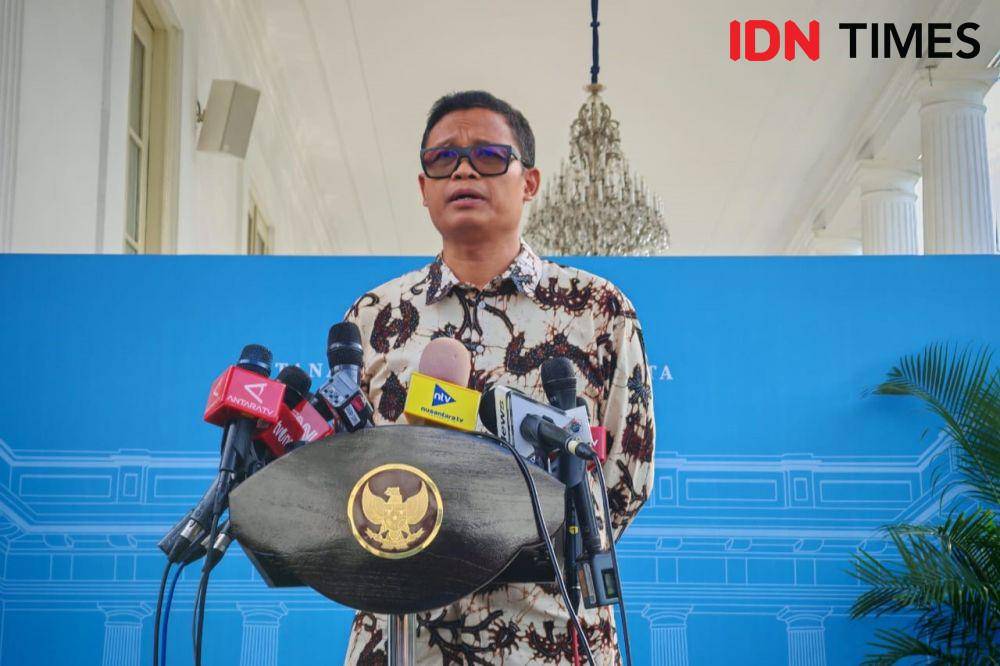 Calon Dirjen Pajak, Bimo Wijayanto usai dipanggil Presiden Prabowo ke Istana, Selasa (20/5/2025) (IDN Times/Ilman Nafi'an)