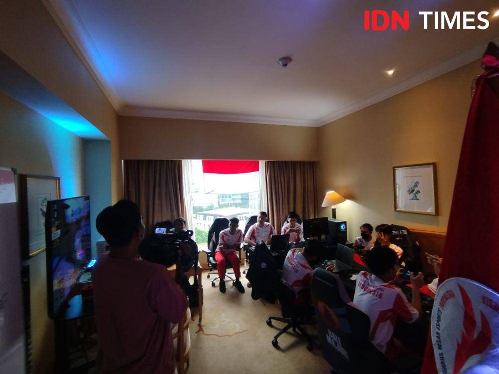 Timnas Esports Indonesia gelar pelatnas SEA Games 2025. (IDN Times/Sandy Firdaus)