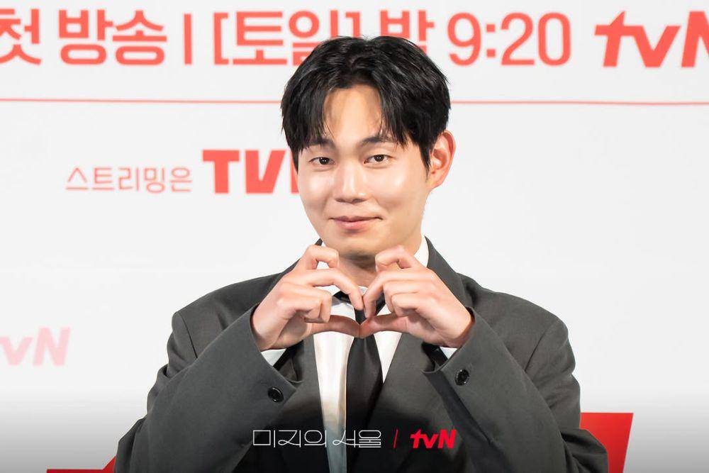 potret konferensi pers drama Our Unwritten Seoul (instagram.com/tvn_drama)