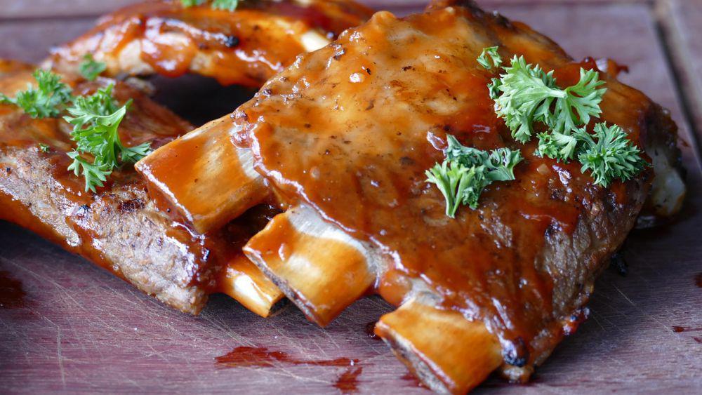 Resep Iga Bakar Madu ala Restoran, Empuknya Lumer di Mulut!