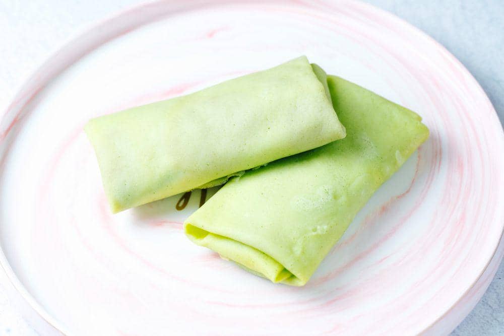ilustrasi pancake mangga