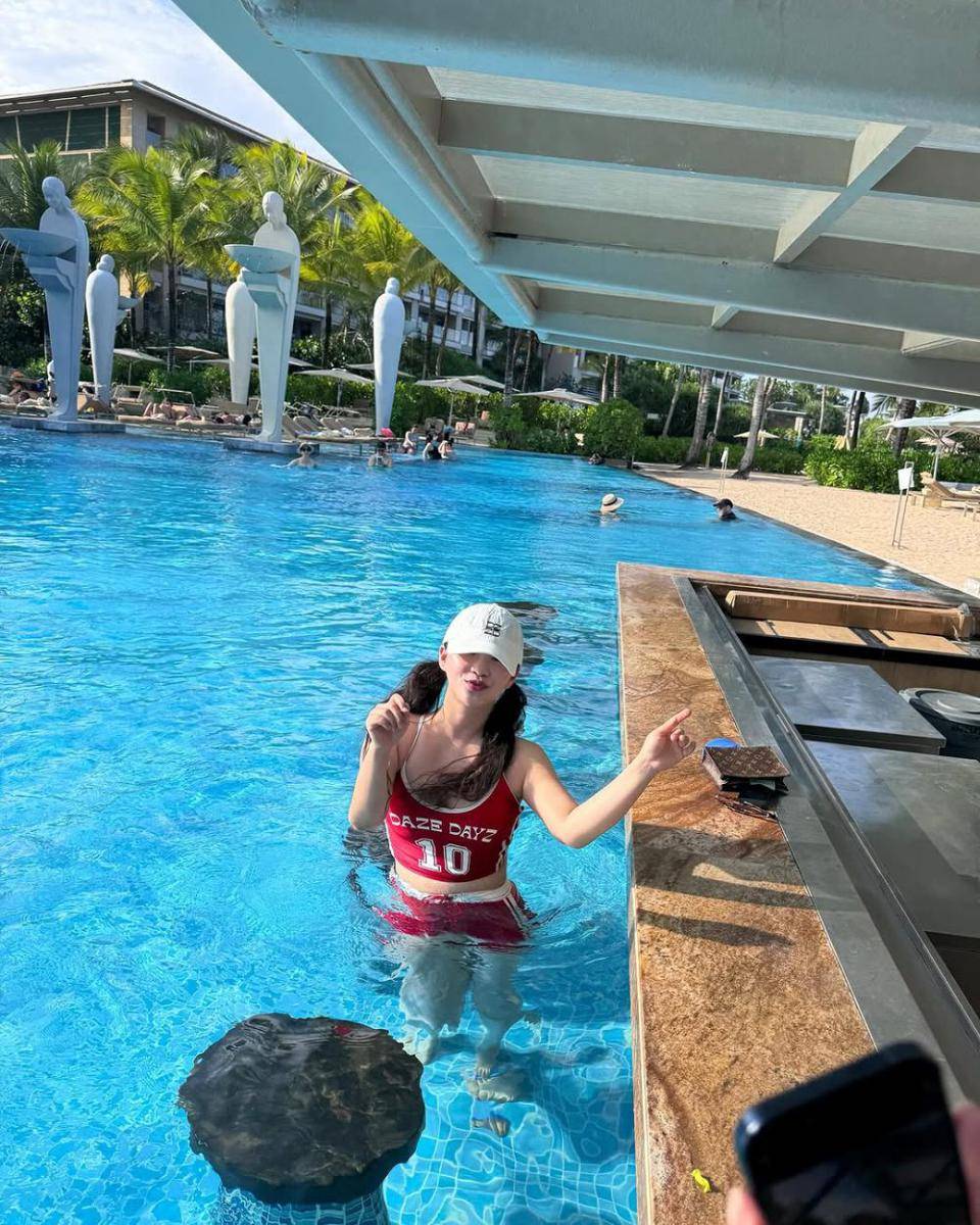 potret liburan Jo Hyunah Urban Zakapa di Bali (instagram.com/tenomahj)