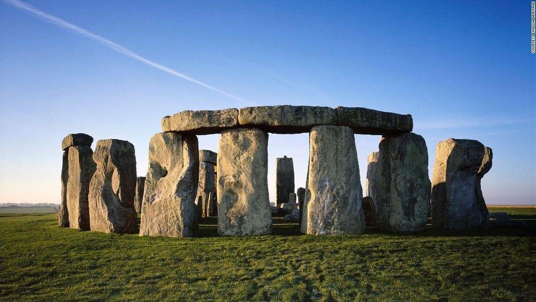 http://cdn.idntimes.com/content-images/community/2017/05/1bstonehenge-aa78d86c8b4729eece0c4ef3aab76768.jpg