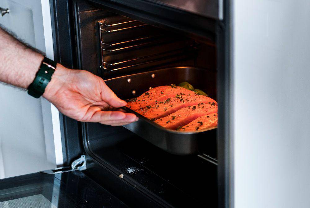 ilustrasi oven (freepik.com/rawpixel.com)