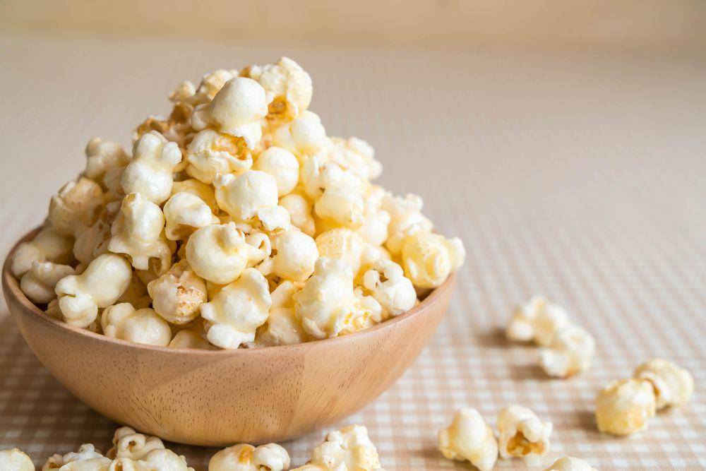 Popcorn camilan sehat di kantor