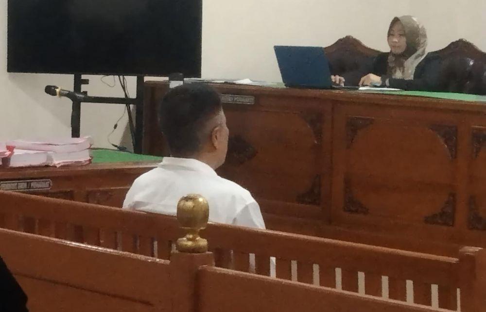 Sidang Perdana Kasus Uang Palsu, Annar Sampetoding Ajukan Eksepsi