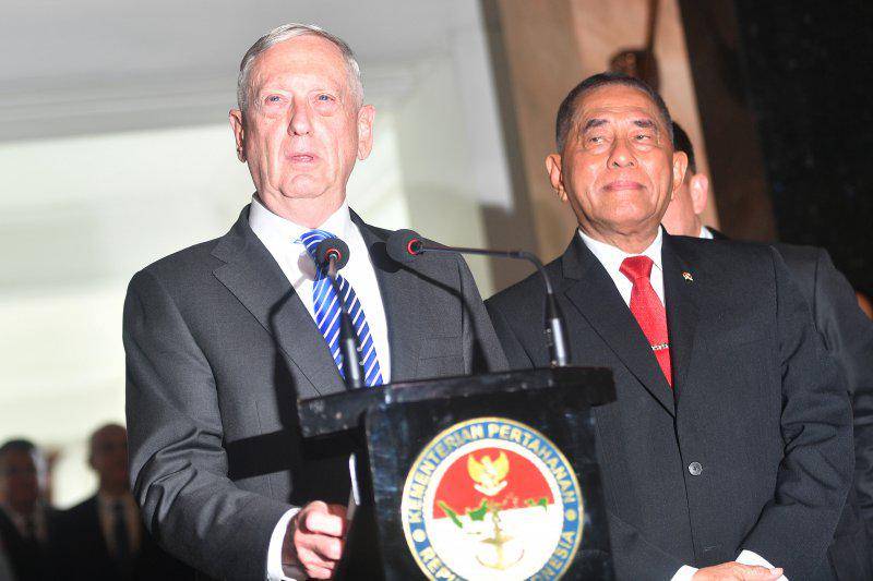 https://cdn.idntimes.com/content-images/post/20180125/antarafoto-kunjungan-menhan-amerika-230118-sgd-1-1516869684-50843-66ca64711fbd3d00078def9f2f9570d9.jpg