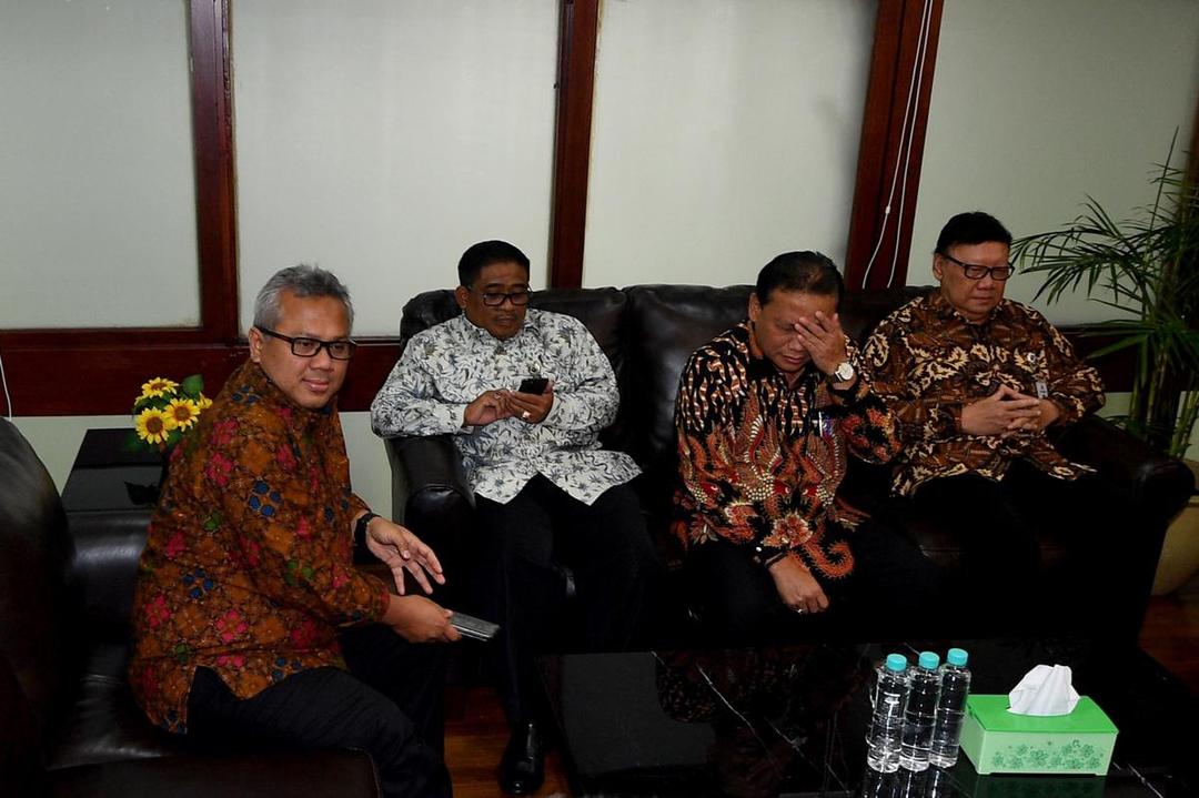 https://cdn.idntimes.com/content-images/post/20180120/antarafoto-raker-verifikasi-parpol-180118-sgd-2-1-e0b256005e8373e66a6eace12aafea43.jpg