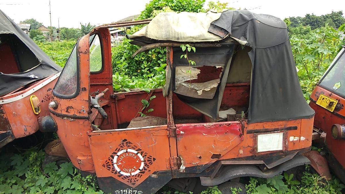 https://cdn.idntimes.com/content-images/post/20180324/bajaj-merah-5-2b86da1fad3ec1aeed243cb0d791779e.jpg