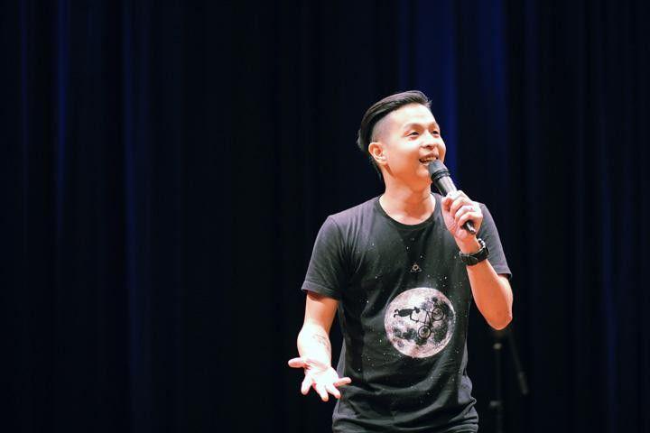 http://cdn.idntimes.com/content-images/community/2017/03/biodata-ernest-prakasa-juri-stand-up-comedy-academy-indosiar-3cdfe158ed15723fd0c23f78466c279c.jpeg
