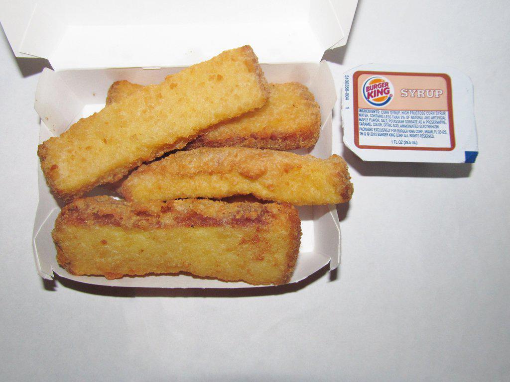 https://cdn.idntimes.com/content-images/post/20180119/burger-king-french-toast-sticks-and-syrup-by-wlart12-daq1gfg-33c9c3f2962d42172fc55724c9aca0c5.jpg