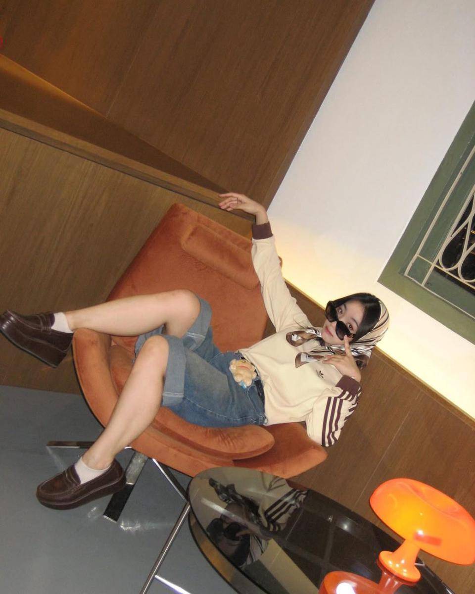 Fai 4EVE (instagram.com/callmebanananana)