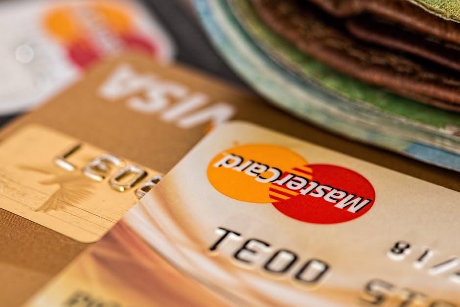 https://cdn.idntimes.com/content-images/post/20171215/credit-card-67ab31e11f4957db618f27af70da8f08.jpeg
