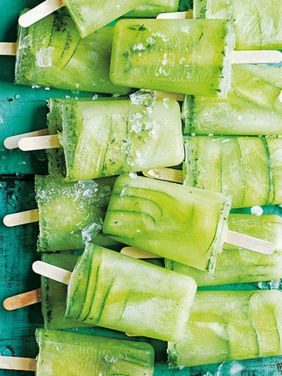 http://cdn.idntimes.com/content-images/community/2017/10/cucumber-lime-mint-popsicles-1024x1365-601308260a477496cf1a635ca30cbb1e.jpg