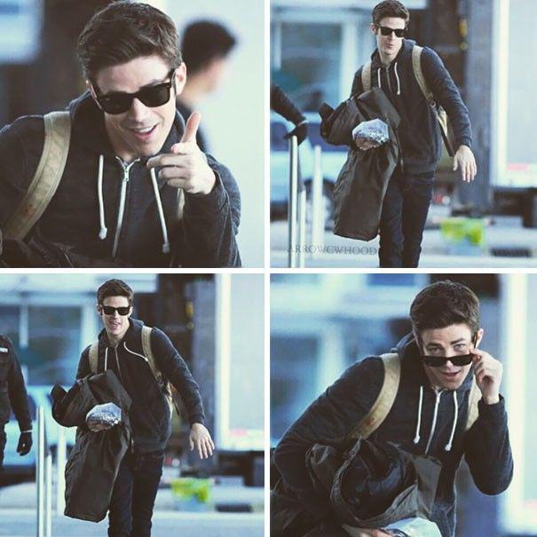 http://cdn.idntimes.com/content-images/community/2017/08/funny-celebrity-reactions-to-paparazzi-photos-2-5e505e8ed7ed98b6d794f891f64048b0.jpg