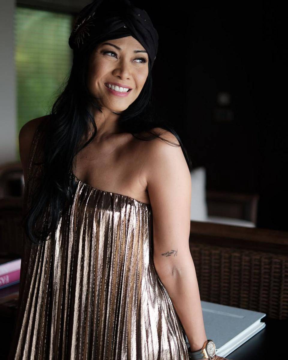 ide makeup ala Anggun C sasmi (instagram.com/anggun_cipta)