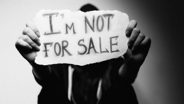 https://cdn.idntimes.com/content-images/post/20171219/im-not-for-sal-trafficking-600-x-340-5e3af7b588ccf6131a03e9ef7337c16d.jpg