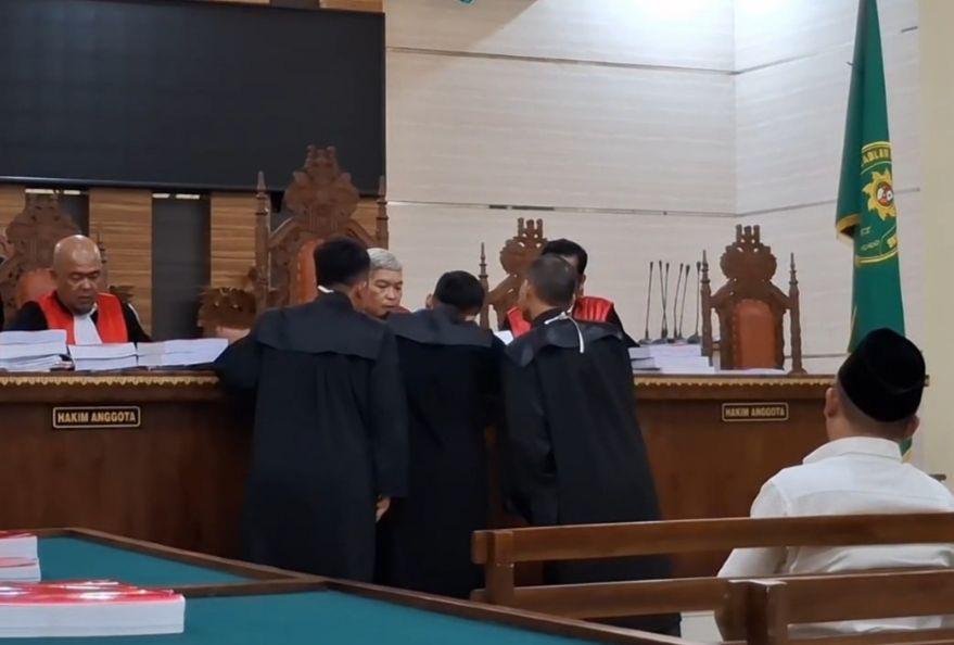 5 Terdakwa Korupsi Jaringan PDAM Way Rilau Dituntut 5-13 Tahun Penjara
