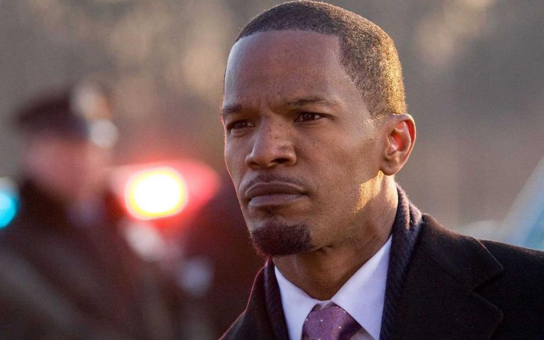 http://cdn.idntimes.com/content-images/community/2017/07/jamie-foxx3-original-19405-40436f0968031e4bb9c2cfe716678466.jpg