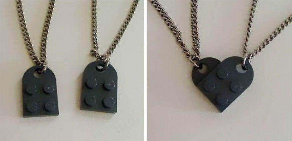 http://cdn.idntimes.com/content-images/community/2017/04/kalung-couple-hati-yang-terbuat-dari-lego-8ff6d74477f15110fabe687b21836c98.jpg
