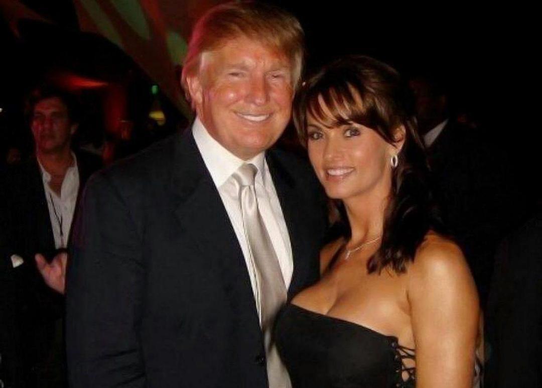 https://cdn.idntimes.com/content-images/post/20180323/karen-mcdougal-jpgjpgsize-custom-crop1086x0-529f04a737d8648b0fbe3bca092dd463.jpg