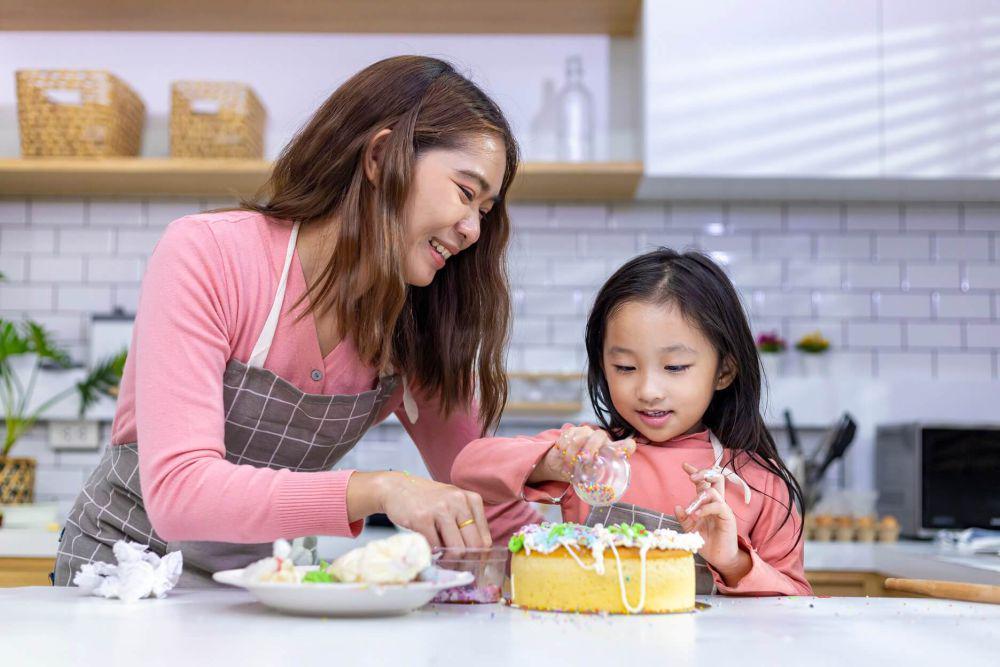 5 Alasan Mengapa Anak Perlu Belajar Memasak sejak Dini