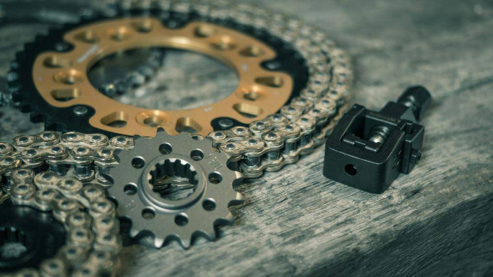 ilustrasi gear motor (unsplash.com/LouisMoto)