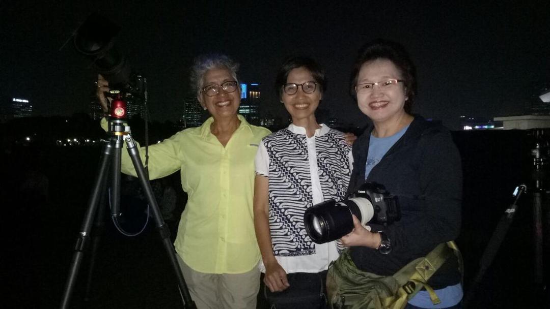 https://cdn.idntimes.com/content-images/post/20180131/nenek2-b2e97d8225ee65160399c7f0614ffcf3.jpg