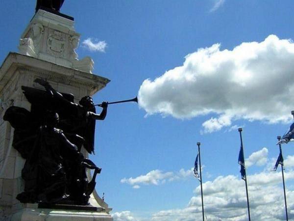 http://cdn.idntimes.com/content-images/community/2017/03/perfect-angle-photos-clouds-f83802f6a29bcacf18907e4fd3947317.jpg