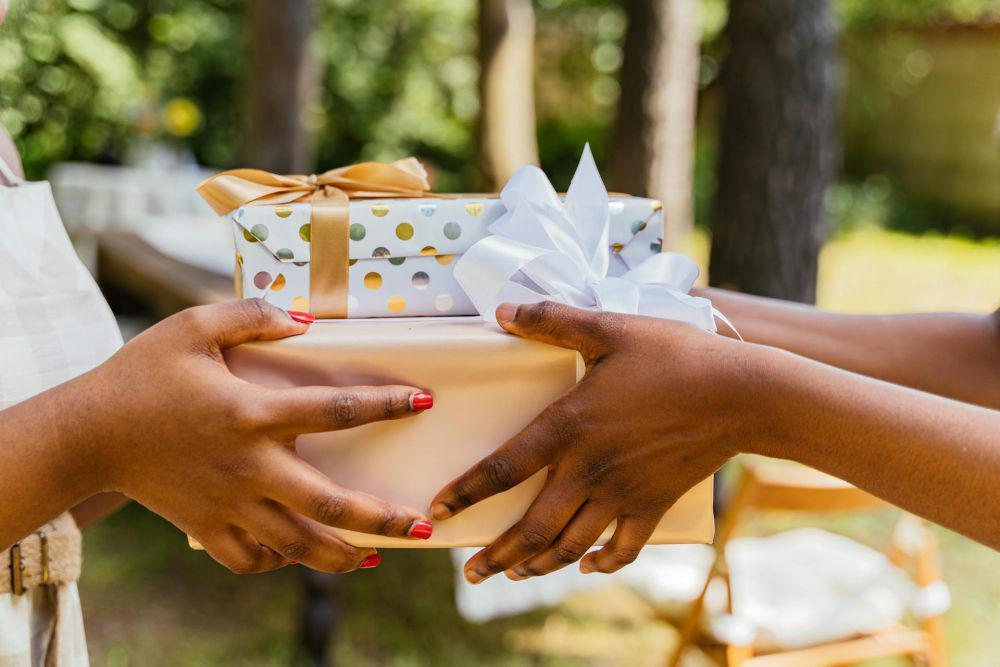 7 Barang Koleksi untuk Kado Pernikahan, Istimewa!