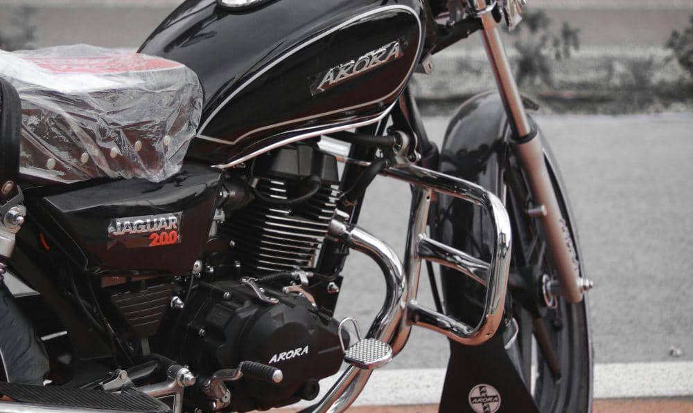 Ilustrasi footstep motor (pexels.com/halilibrahimxq)