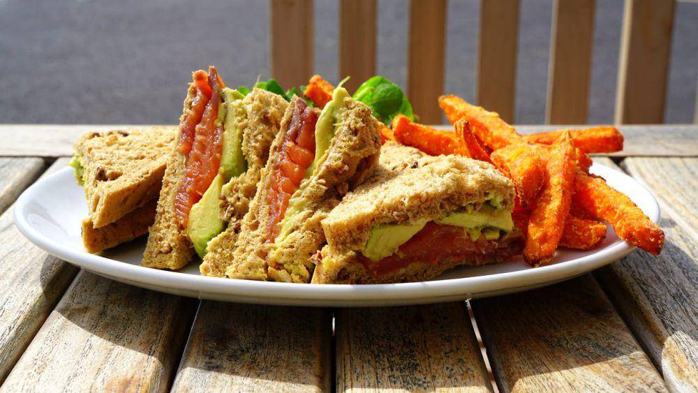 ilustrasi sandwich (pexels.com/Mike Bird)