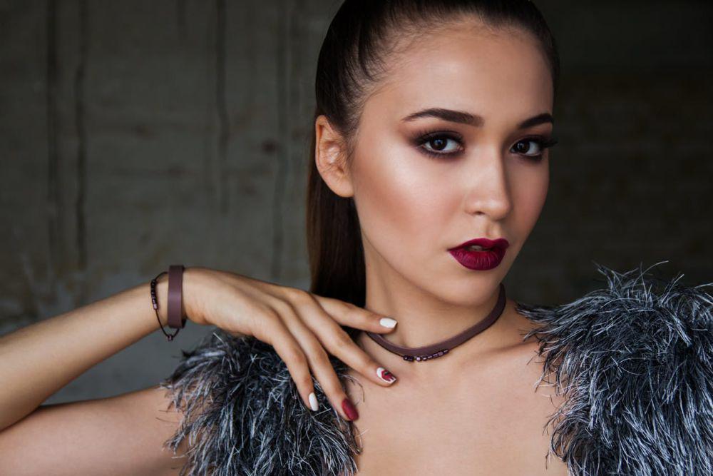 Tren Burgundy Lip Comeback, Bagaimana Cara Membuatnya?