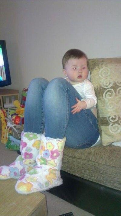 http://cdn.idntimes.com/content-images/community/2017/03/right-angle-photo-baby-legs-3a2b899bcdfc41dacb91620a25e8a898.jpg