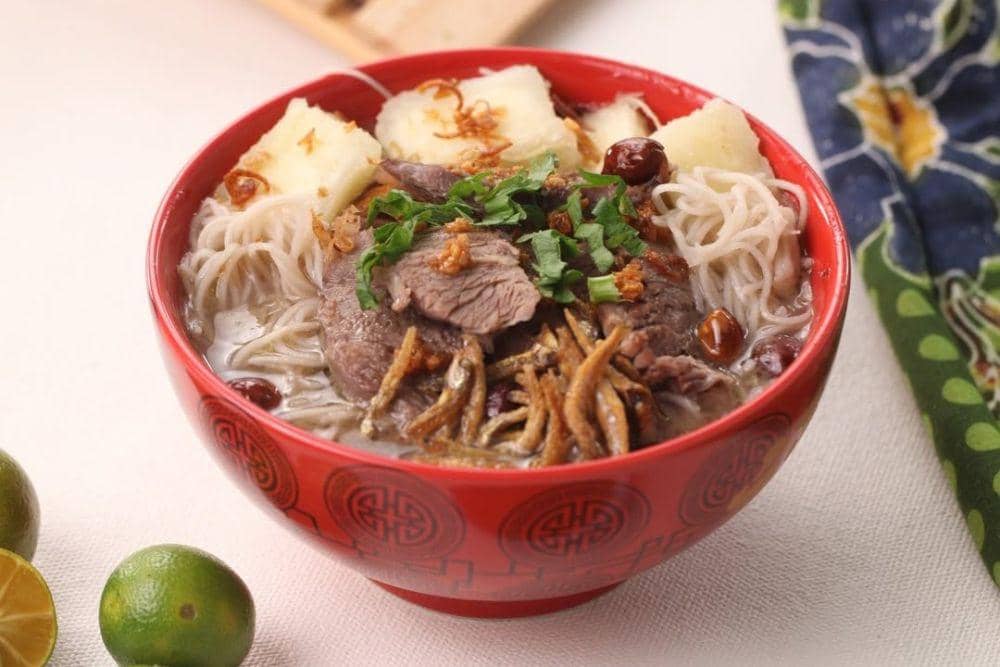 Potret Menu Sop Singkong Kuah Sapi, Kopi Ko Acung  