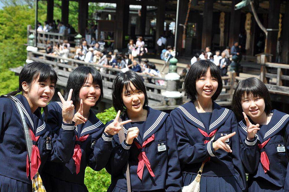 ilustrasi siswa di Jepang (commons.wikimedia.org/RageZ)