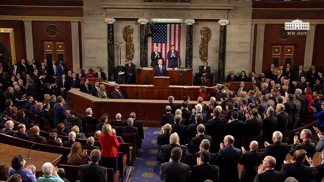 https://cdn.idntimes.com/content-images/post/20180131/trump-1-511932188c27da1fd395a0b624734db7.jpg