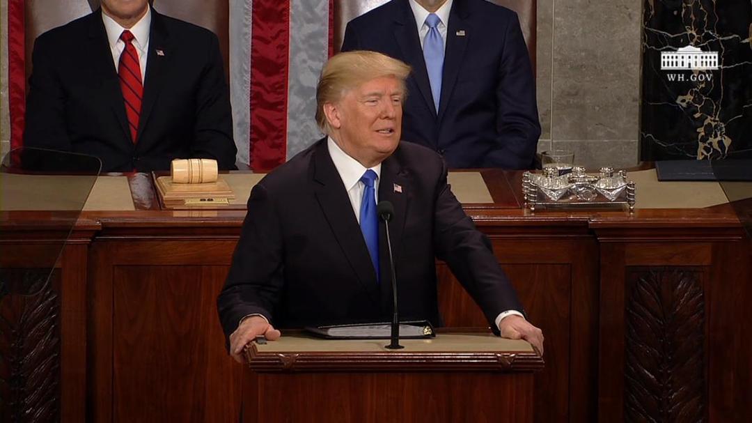 https://cdn.idntimes.com/content-images/post/20180131/trump-20f34adc6ff295b13df8e4afaa660ca1.jpg