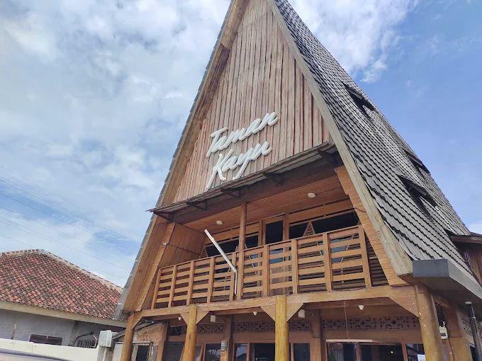 Gudeg Jogja Stadion Mbok Sis, Kuliner Tradisional di Bandar Lampung