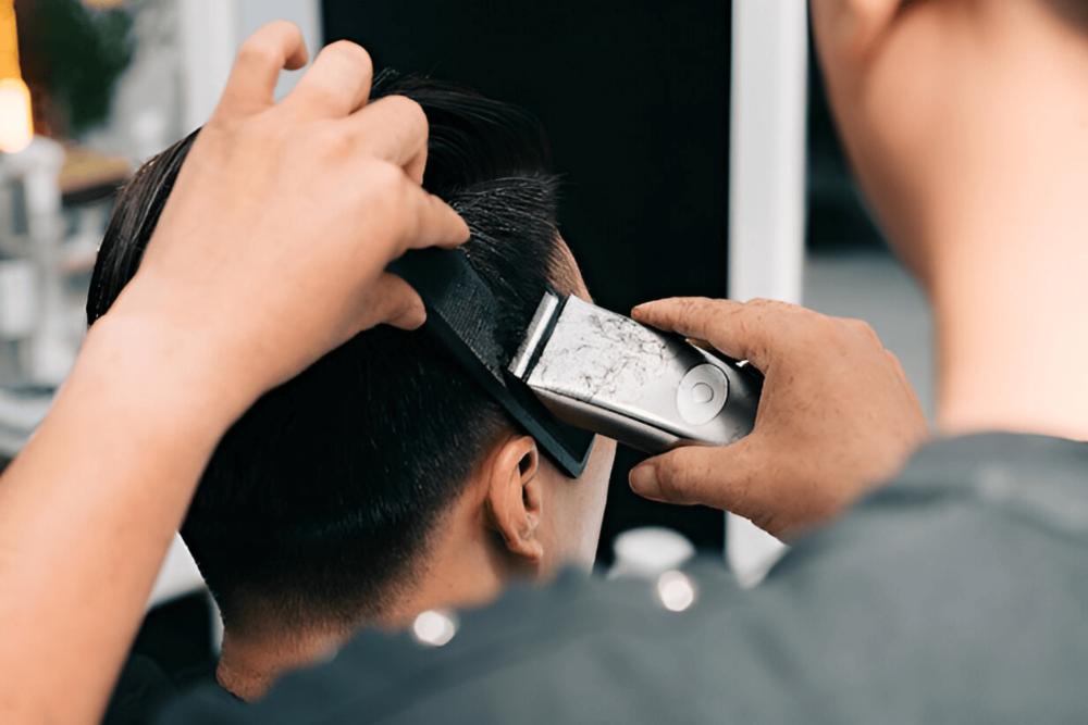 7 Tips Halus Menyuruh Pasangan Potong Rambut Tanpa Menyinggung