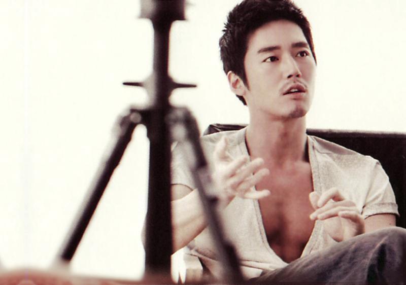 http://cdn.idntimes.com/content-images/post/old/03c92-jhyuk08.jpg