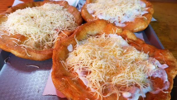 http://cdn.idntimes.com/content-images/post/old/0a493-Pizza18_madvoyagedotcomwordpresscom.jpg