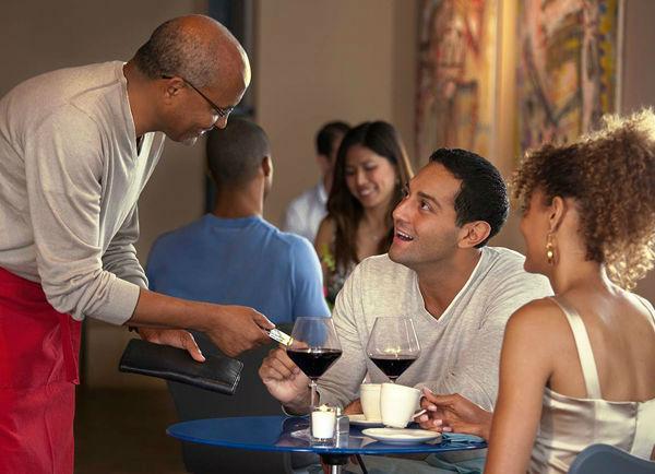 http://cdn.idntimes.com/content-images/post/old/0b1a7-FirstDate6_nbcnewscom.jpg