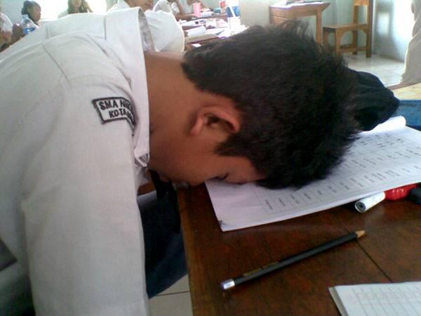 http://cdn.idntimes.com/content-images/post/old/0d10c-tidur_vanizcea_uiwap_com.jpg