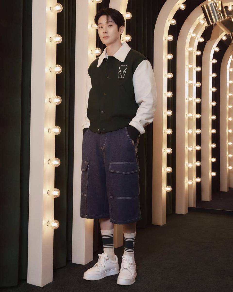 ide daily outfit keren ala Choi Woo Shik (instagram.com/dntlrdl)