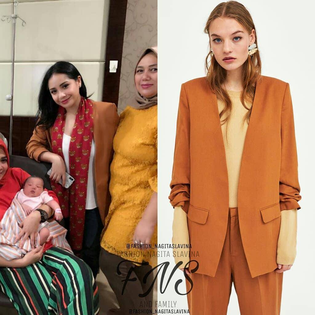 https://cdn.idntimes.com/content-images/post/20180503/1-zara-blazer-1499-cd110343c14a8fe7bcfc33c012ca4820.jpg