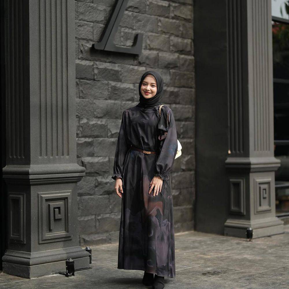 Rr. Nabila Putri (instagram.com/napputt)