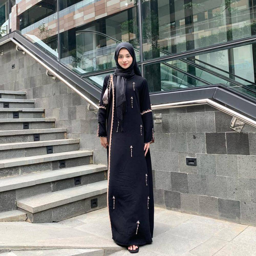 Rr. Nabila Putri (instagram.com/napputt)